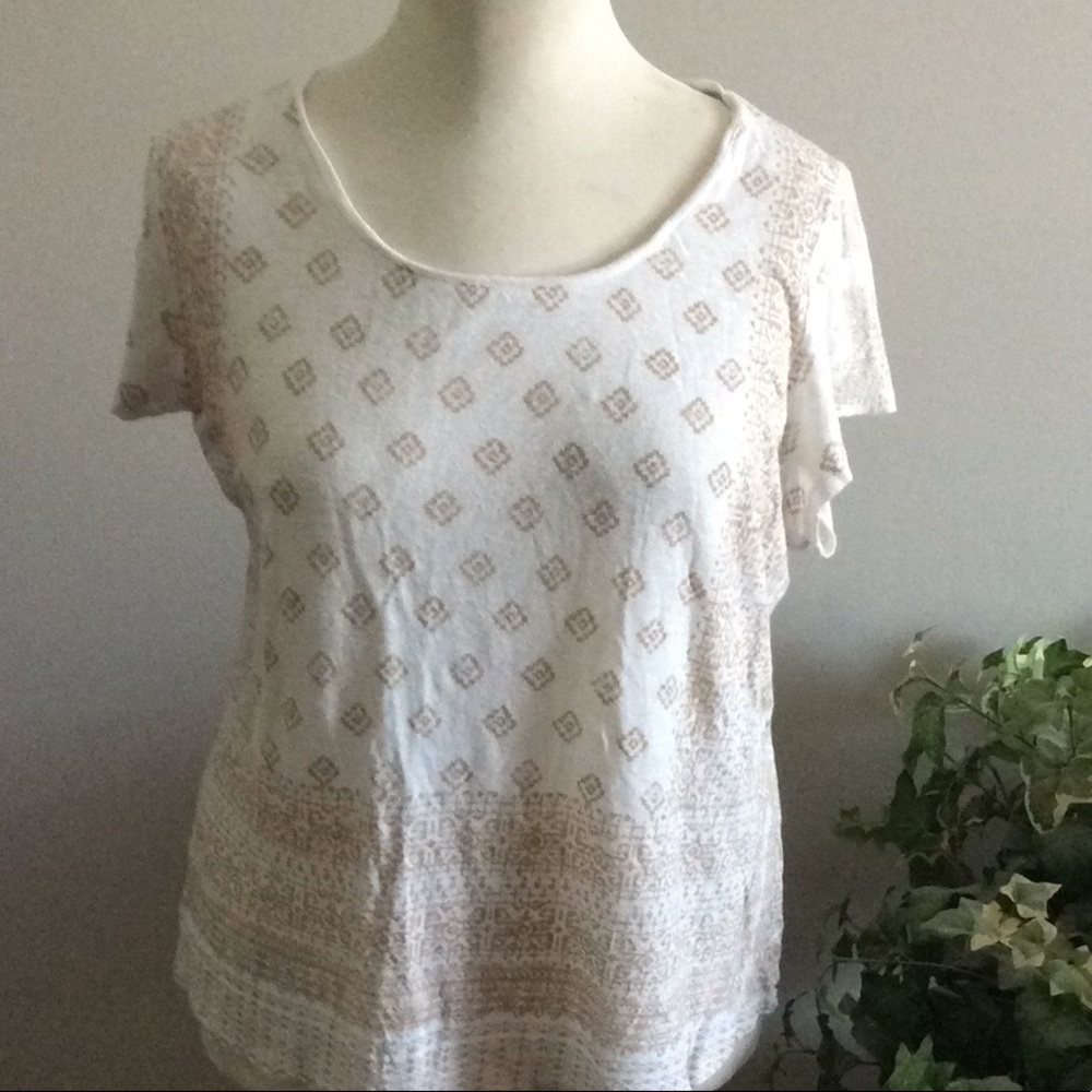 Women’s Lucky Brand size 2X, short sleeved top.